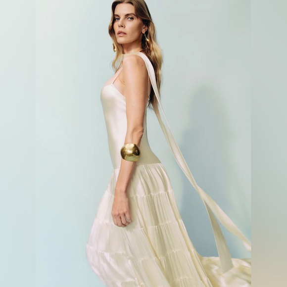 NEW NWT Reformation Agnes Silk Maxi Dress Fior Di Latte Cream NWT - Picture 3 of 11